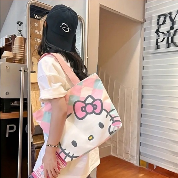 Sanrio Hello Kitty Pink and Blue Tote Bag Set - Picture 2 of 5